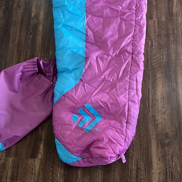 Girl’s Mummy Sleeping Bag - Picture 3 of 8